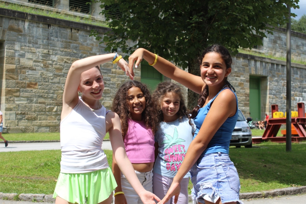 Village Camps International Summer Camp Zell am See, Austria 2025-07-26 https://www.villagecamps.com/journals_admin/images/2780-1945-IMG_0918.jpg