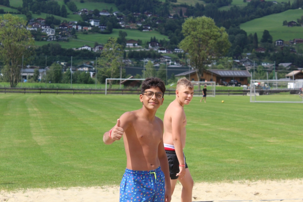 Village Camps International Summer Camp Zell am See, Austria 2025-07-26 https://www.villagecamps.com/journals_admin/images/2781-3567-IMG_1974.jpg
