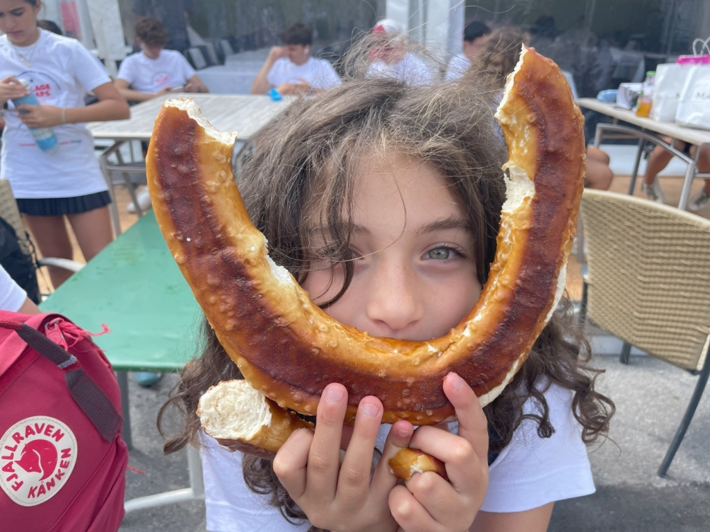 Village Camps International Summer Camp Zell am See, Austria 2025-07-26 https://www.villagecamps.com/journals_admin/images/2788-6171-IMG_7773.jpg