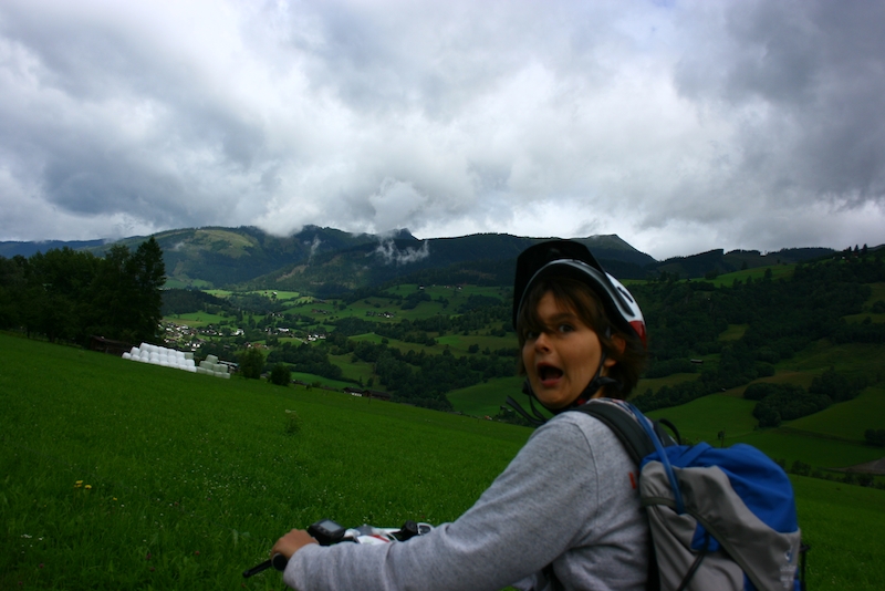 Village Camps International Summer Camp Zell am See, Austria 2025-07-26 https://www.villagecamps.com/journals_admin/images/281-23-VC_2011_Austria_day6_12.jpg