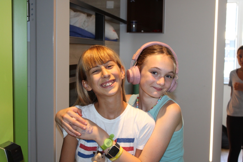 Village Camps International Summer Camp Zell am See, Austria 2025-07-26 https://www.villagecamps.com/journals_admin/images/2910-9265-IMG_2366.jpg