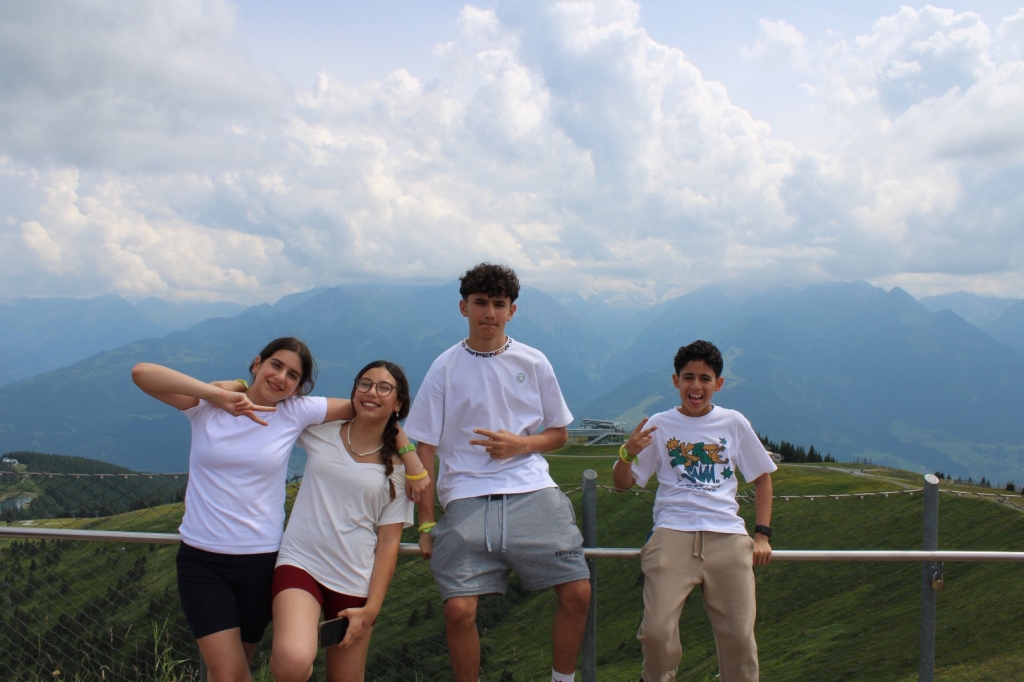 Village Camps International Summer Camp Zell am See, Austria 2025-07-26 https://www.villagecamps.com/journals_admin/images/2911-4370-IMG_2400.jpg