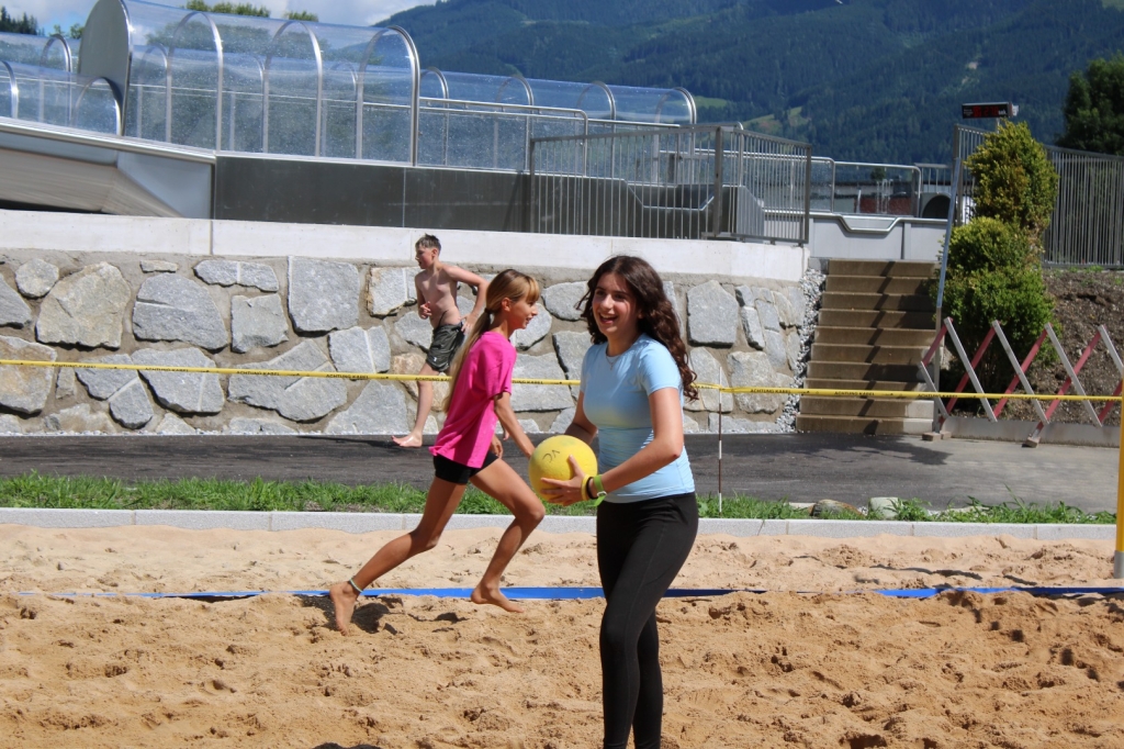 Village Camps International Summer Camp Zell am See, Austria 2025-07-26 https://www.villagecamps.com/journals_admin/images/2912-8567-IMG_2812.jpg