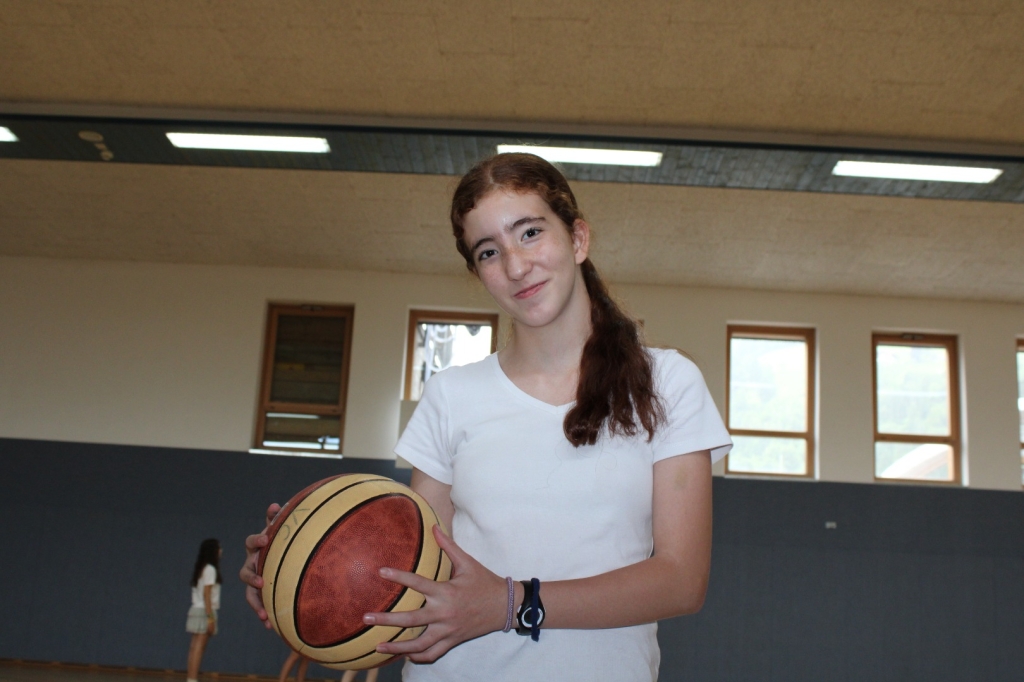 Village Camps International Summer Camp Zell am See, Austria 2025-07-26 https://www.villagecamps.com/journals_admin/images/2919-2674-IMG_7636.jpg