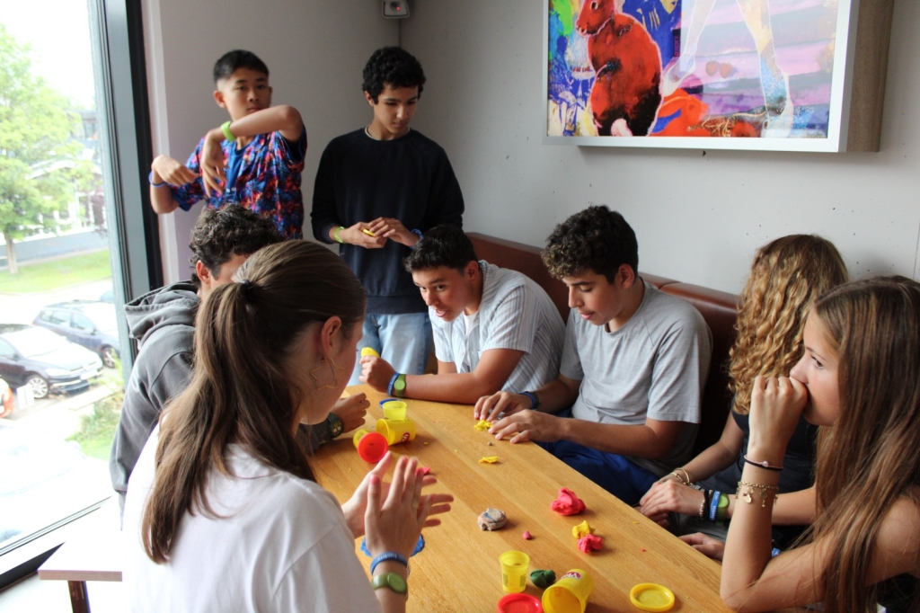 Village Camps International Summer Camp Zell am See, Austria 2025-07-26 https://www.villagecamps.com/journals_admin/images/2919-2676-IMG_7594.jpg