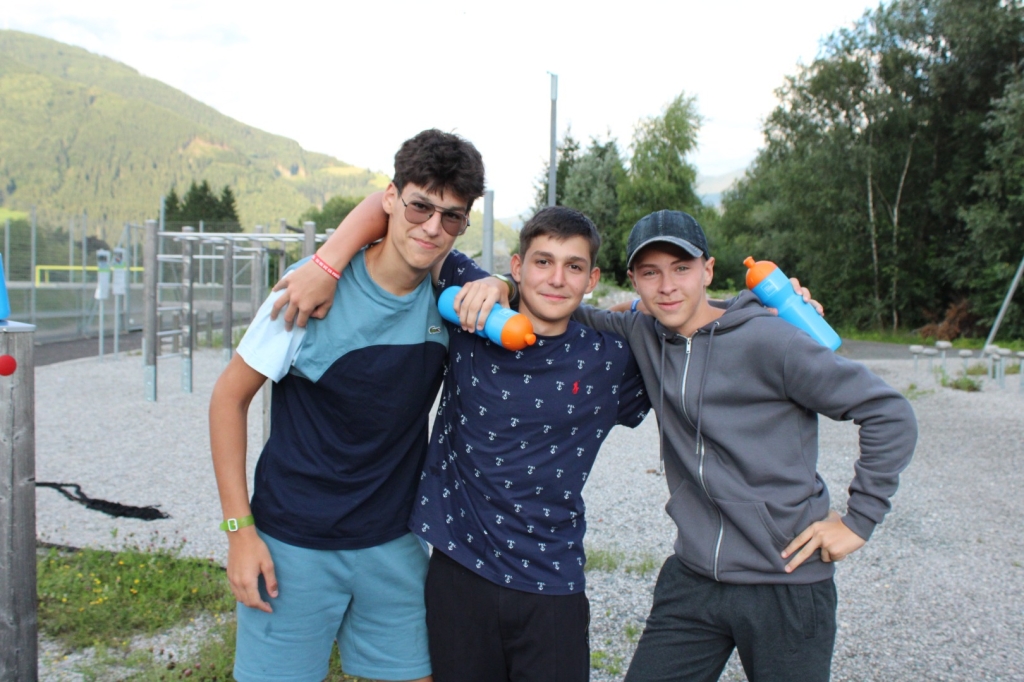 Village Camps International Summer Camp Zell am See, Austria 2025-07-26 https://www.villagecamps.com/journals_admin/images/2923-0743-IMG_0377.jpg