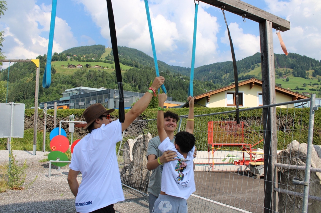 Village Camps International Summer Camp Zell am See, Austria 2026-07-05 https://www.villagecamps.com/journals_admin/images/2932-0496-2906-5186-IMG_0891.jpg