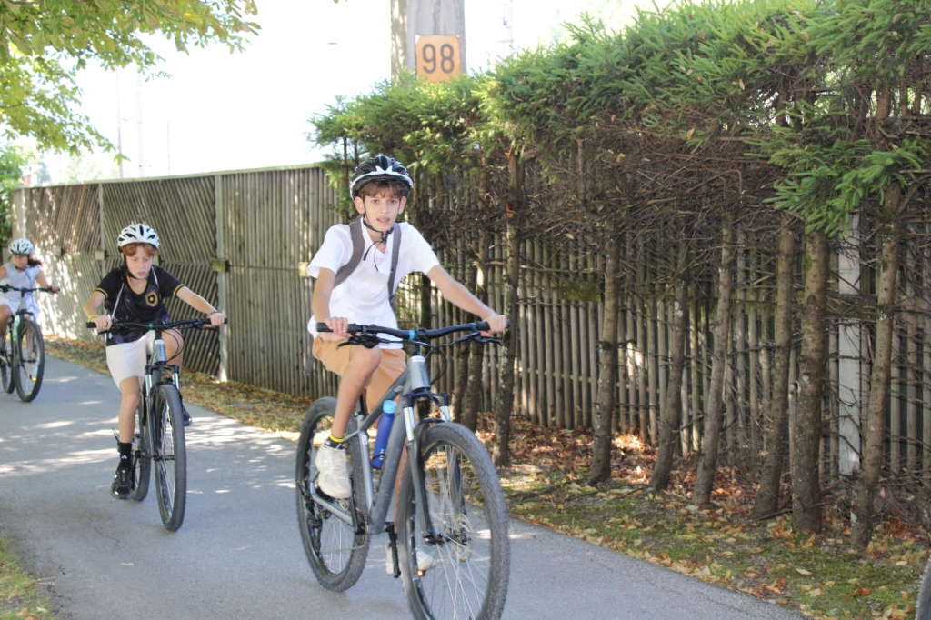Village Camps International Summer Camp Zell am See, Austria 2026-07-21 https://www.villagecamps.com/journals_admin/images/2982-0782-IMG_4747.jpg Village Camps International Summer Camp Zell am See, Austria 2026-07-21 https://www.villagecamps.com/journals_admin/images/2982-0782-IMG_4747.jpg