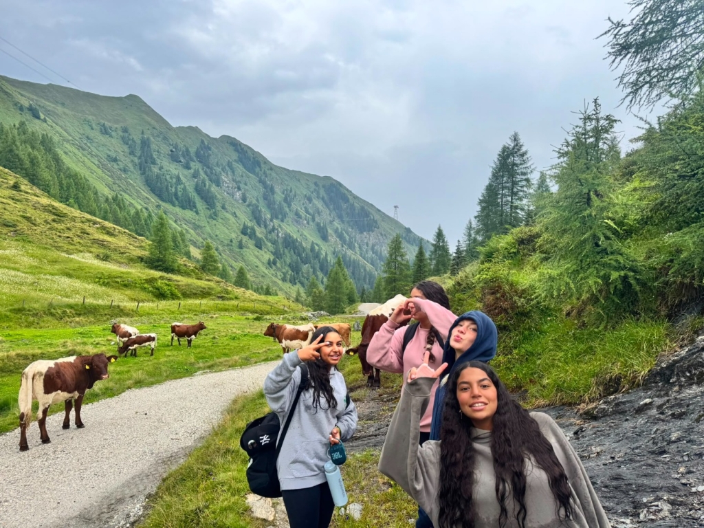 Village Camps International Summer Camp Zell am See, Austria 2026-07-28 https://www.villagecamps.com/journals_admin/images/2995-8326-NGMK3869.jpg