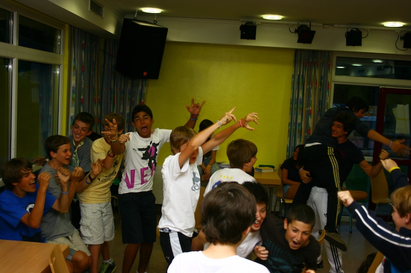 Village Camps International Summer Camp Zell am See, Austria 2025-07-26 https://www.villagecamps.com/journals_admin/images/375-34-VC_2011_Austria_day6_73.jpg