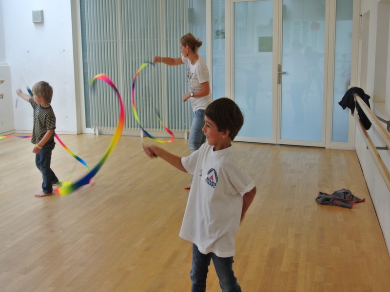 Village Camps International Summer Camp VDC Geneva 2016-08-12 https://www.villagecamps.com/journals_admin/images/1129-20-2014-07-10_103705.jpg