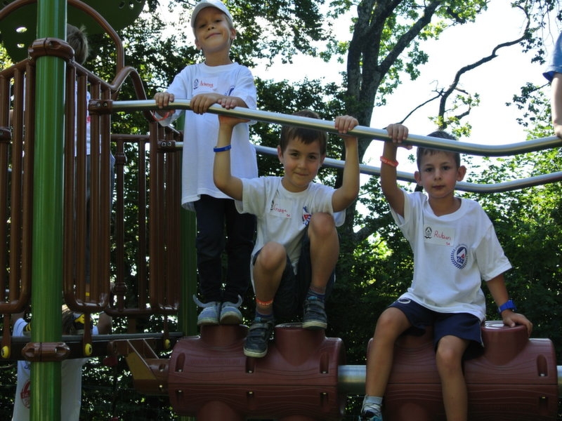 Village Camps International Summer Camp VDC Geneva 2016-08-12 https://www.villagecamps.com/journals_admin/images/1135-10-dsc_6221.jpg