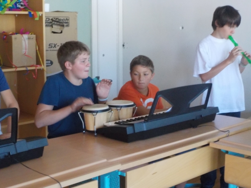 Village Camps International Summer Camp VDC Geneva 2016-08-12 https://www.villagecamps.com/journals_admin/images/1135-44-dscn0331.jpg