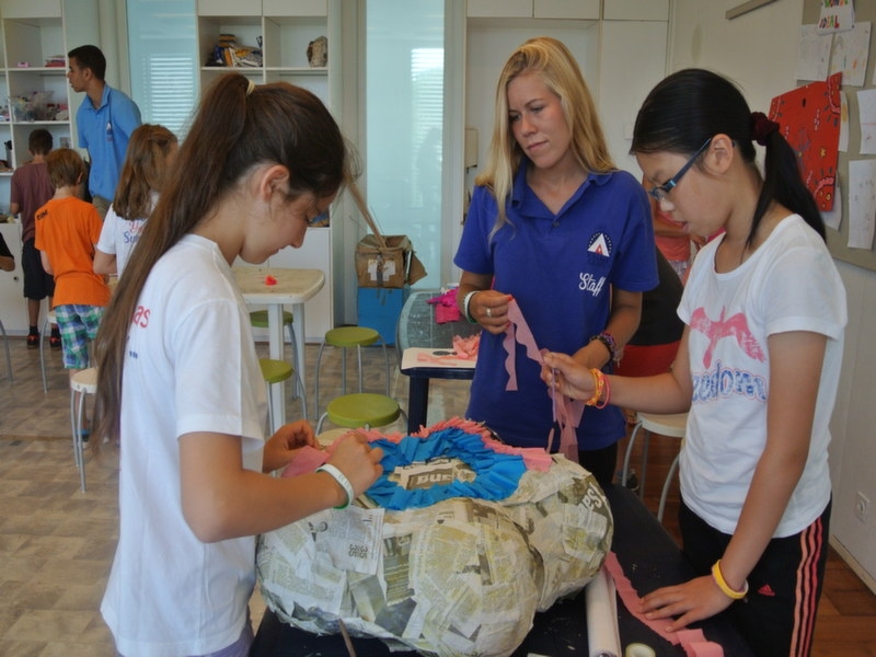 Village Camps International Summer Camp VDC Geneva 2016-08-12 https://www.villagecamps.com/journals_admin/images/1136-44-dsc_6281.jpg