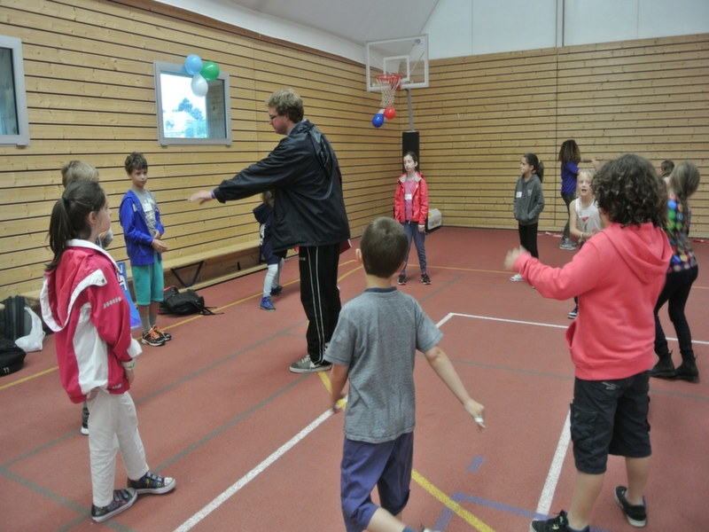 Village Camps International Summer Camp VDC Geneva 2016-08-12 https://www.villagecamps.com/journals_admin/images/1138-34-dsc_6595.jpg