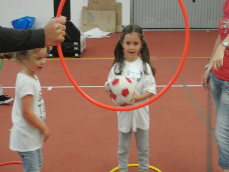 Village Camps International Summer Camp VDC Geneva 2016-08-12 https://www.villagecamps.com/journals_admin/images/1140-23-dsc_6774.jpg