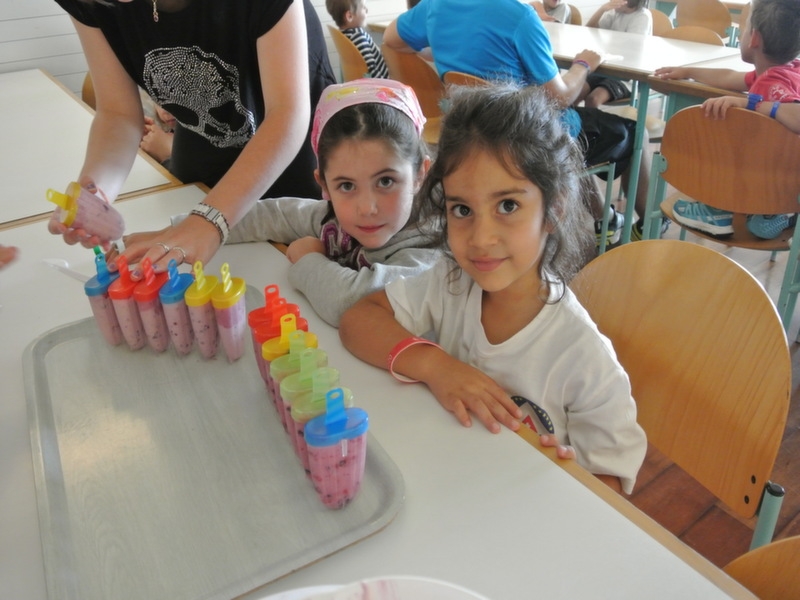Village Camps International Summer Camp VDC Geneva 2016-08-12 https://www.villagecamps.com/journals_admin/images/1141-22-dsc_6832.jpg