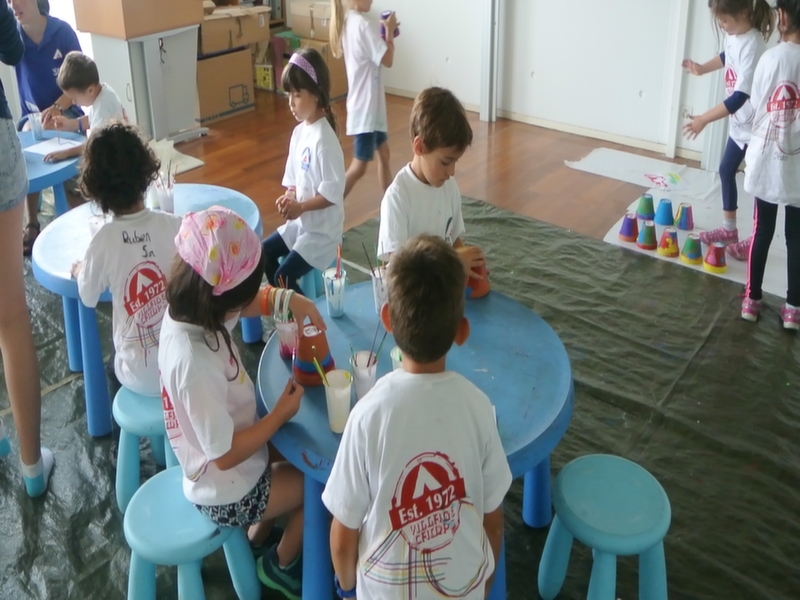 Village Camps International Summer Camp VDC Geneva 2016-08-12 https://www.villagecamps.com/journals_admin/images/1143-44-dsc_7071.jpg
