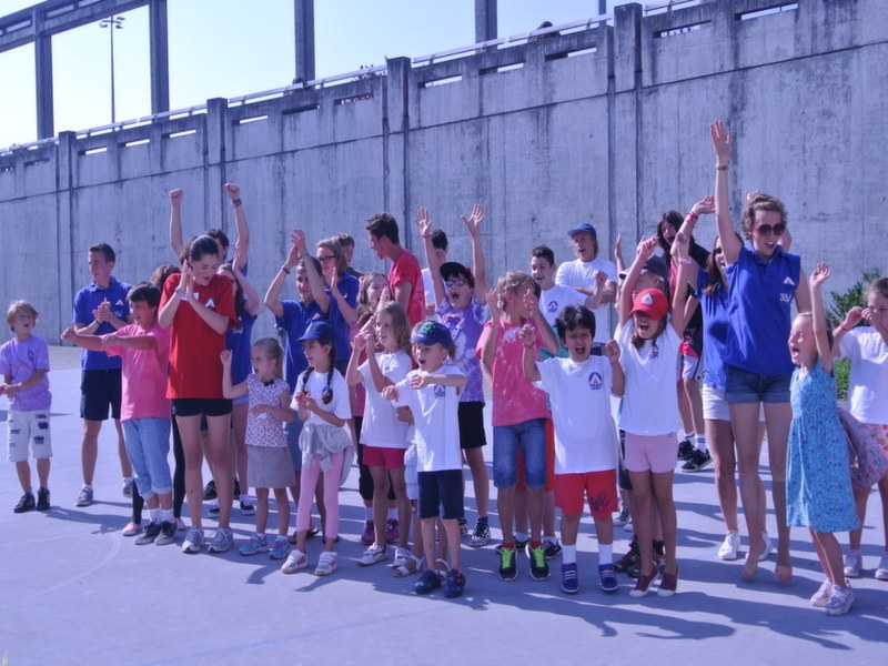 Village Camps International Summer Camp VDC Geneva 2016-08-12 https://www.villagecamps.com/journals_admin/images/1147-42-dsc_7464.jpg