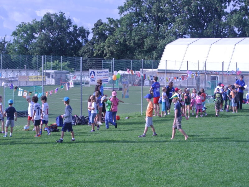 Village Camps International Summer Camp VDC Geneva 2016-08-12 https://www.villagecamps.com/journals_admin/images/1148-34-dsc_7626.jpg
