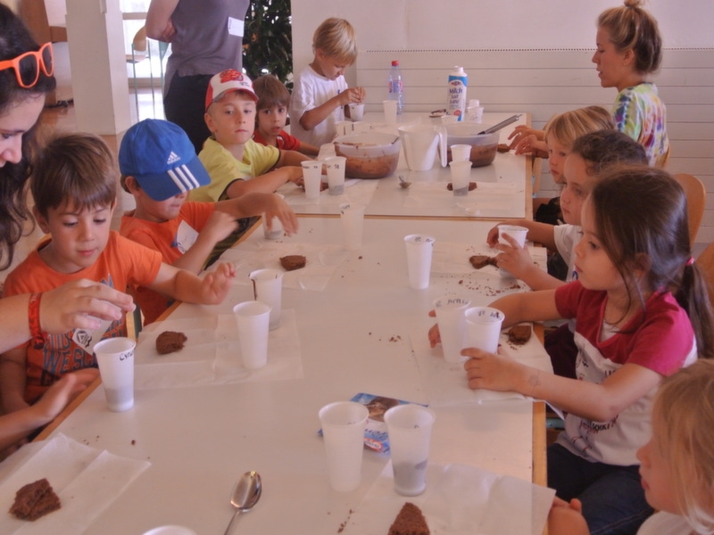 Village Camps International Summer Camp VDC Geneva 2016-08-12 https://www.villagecamps.com/journals_admin/images/1150-23-dsc_7803.jpg
