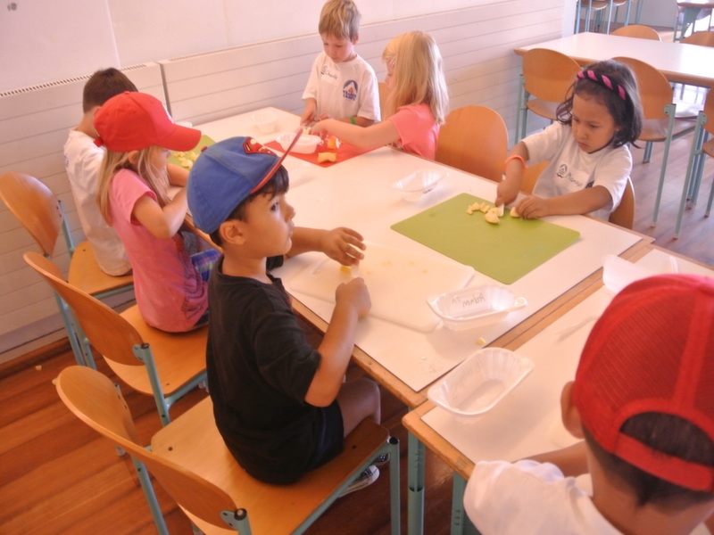 Village Camps International Summer Camp VDC Geneva 2016-08-12 https://www.villagecamps.com/journals_admin/images/1155-22-dsc_7953.jpg