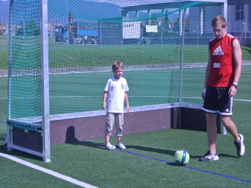 Village Camps International Summer Camp VDC Geneva 2016-08-12 https://www.villagecamps.com/journals_admin/images/1156-23-dsc_8033.jpg