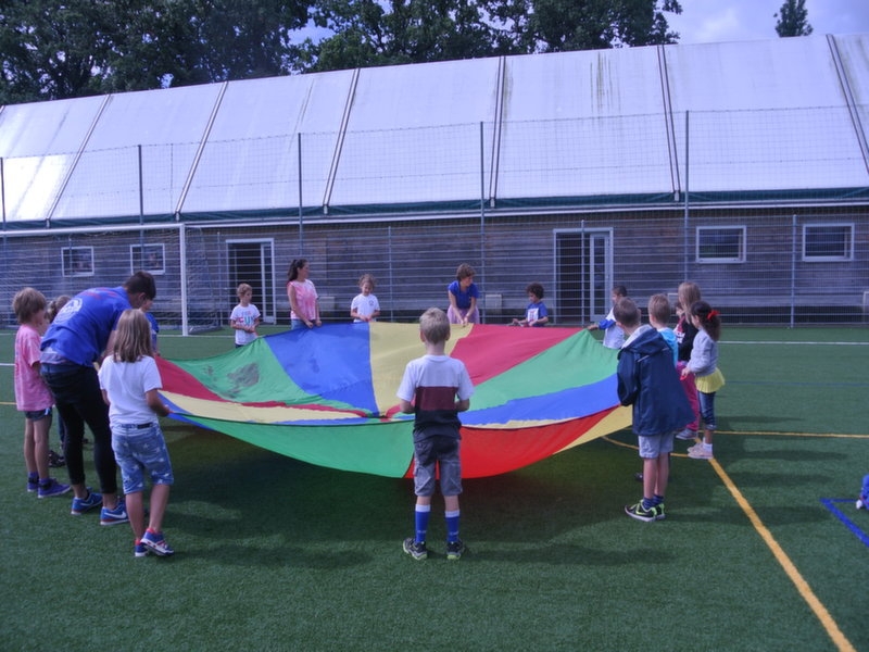 Village Camps International Summer Camp VDC Geneva 2016-08-12 https://www.villagecamps.com/journals_admin/images/1159-42-dsc_8235.jpg