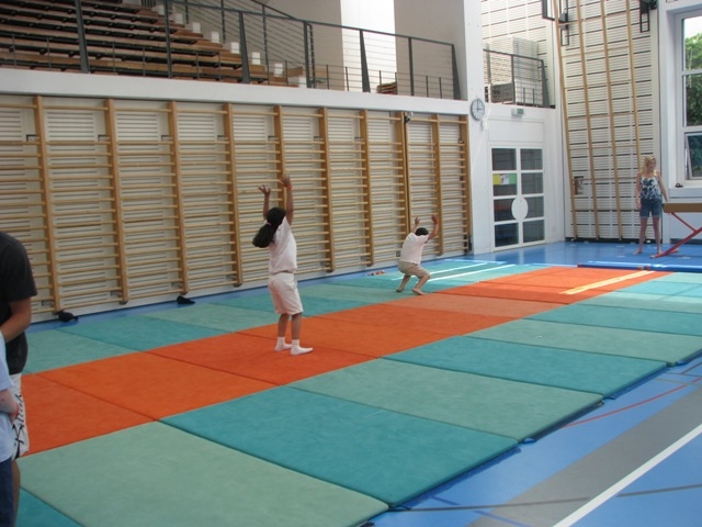 Village Camps International Summer Camp VDC Geneva 2016-08-12 https://www.villagecamps.com/journals_admin/images/122-34-IMG_2823.jpg