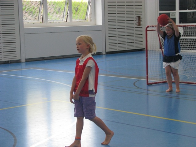 Village Camps International Summer Camp VDC Geneva 2016-08-12 https://www.villagecamps.com/journals_admin/images/124-34-IMG_2940.jpg