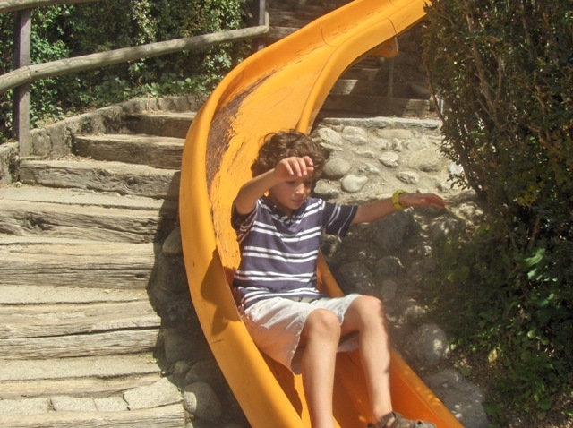 Village Camps International Summer Camp VDC Geneva 2016-08-12 https://www.villagecamps.com/journals_admin/images/125-34-HPIM4810.jpg