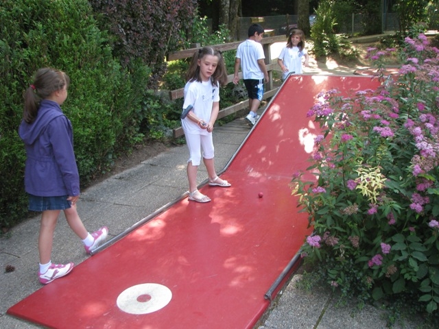Village Camps International Summer Camp VDC Geneva 2016-08-12 https://www.villagecamps.com/journals_admin/images/128-34-IMG_3039.jpg