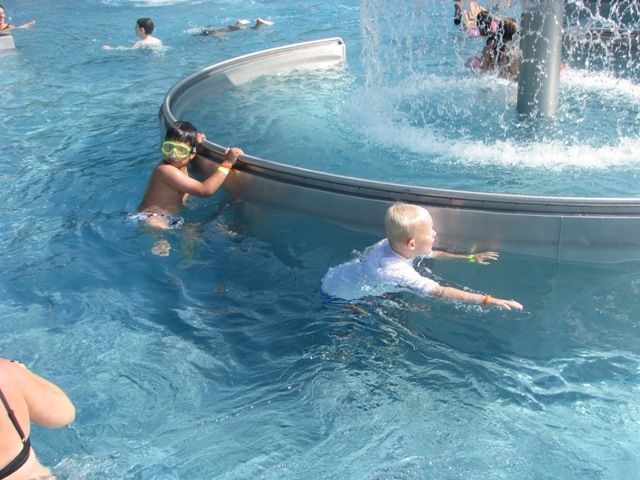 Village Camps International Summer Camp VDC Geneva 2016-08-12 https://www.villagecamps.com/journals_admin/images/130-34-IMG_3182.jpg