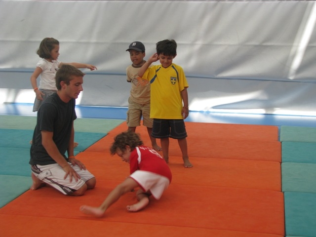 Village Camps International Summer Camp VDC Geneva 2016-08-12 https://www.villagecamps.com/journals_admin/images/131-34-IMG_3236.jpg