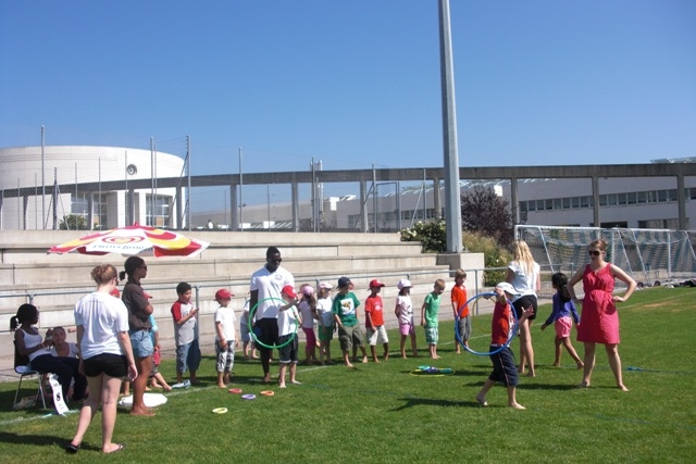 Village Camps International Summer Camp VDC Geneva 2016-08-12 https://www.villagecamps.com/journals_admin/images/132-34-CIMG0949.jpg