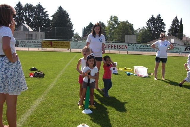 Village Camps International Summer Camp VDC Geneva 2016-08-12 https://www.villagecamps.com/journals_admin/images/132-34-CIMG0952.jpg