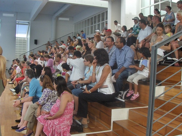 Village Camps International Summer Camp VDC Geneva 2016-08-12 https://www.villagecamps.com/journals_admin/images/132-34-HPIM4870.jpg