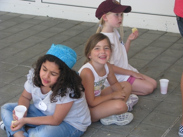 Village Camps International Summer Camp VDC Geneva 2016-08-12 https://www.villagecamps.com/journals_admin/images/134-34-IMG_3407.jpg