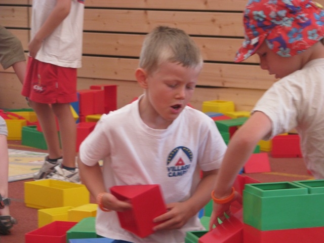 Village Camps International Summer Camp VDC Geneva 2016-08-12 https://www.villagecamps.com/journals_admin/images/136-34-IMG_3580.jpg