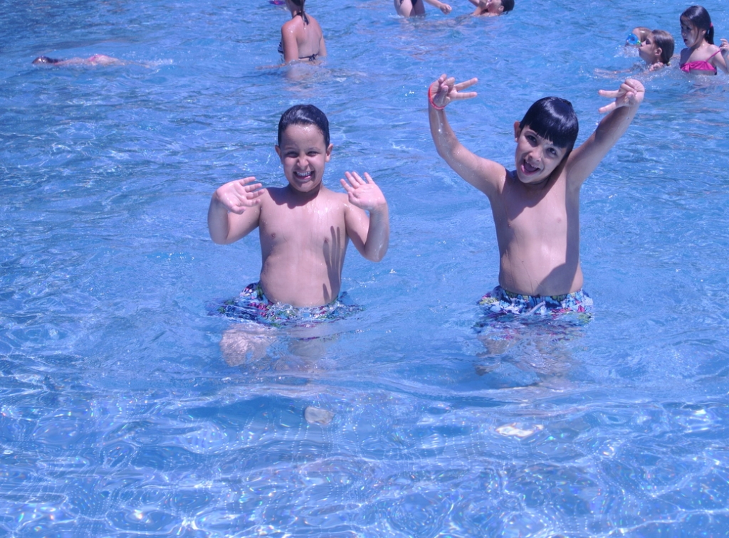 Village Camps International Summer Camp VDC Geneva 2016-08-12 https://www.villagecamps.com/journals_admin/images/1361-0123-DSC_8518.jpg