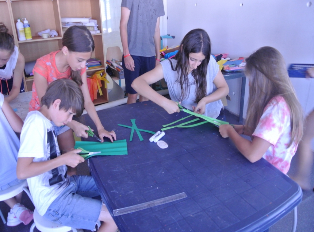 Village Camps International Summer Camp VDC Geneva 2016-08-12 https://www.villagecamps.com/journals_admin/images/1361-0152-DSC_8543.jpg