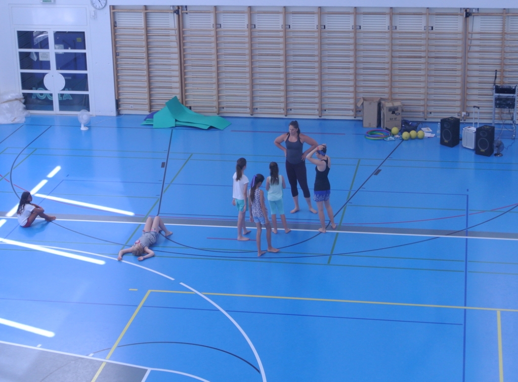 Village Camps International Summer Camp VDC Geneva 2016-08-12 https://www.villagecamps.com/journals_admin/images/1363-5076-DSC_8841.jpg