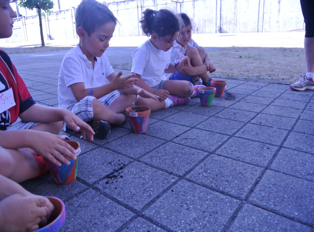 Village Camps International Summer Camp VDC Geneva 2016-08-12 https://www.villagecamps.com/journals_admin/images/1364-2394-DSC_8889.jpg