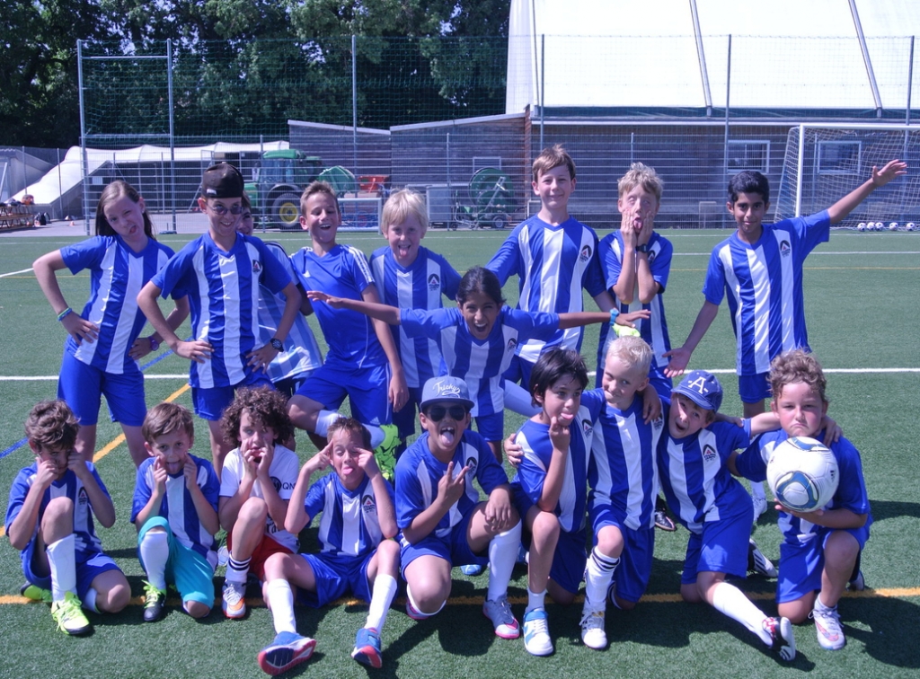 Village Camps International Summer Camp VDC Geneva 2016-08-12 https://www.villagecamps.com/journals_admin/images/1364-2534-DSC_8921.jpg