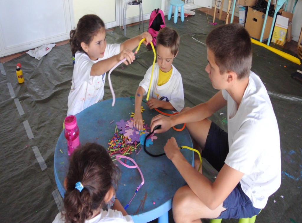 Village Camps International Summer Camp VDC Geneva 2016-08-12 https://www.villagecamps.com/journals_admin/images/1365-0716-NMS_8961.jpg