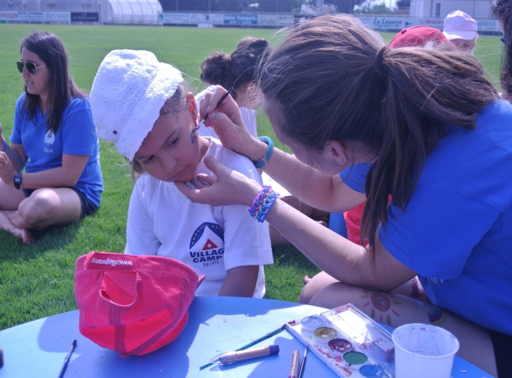 Village Camps International Summer Camp VDC Geneva 2016-08-12 https://www.villagecamps.com/journals_admin/images/1366-7775-DSC_9055.jpg