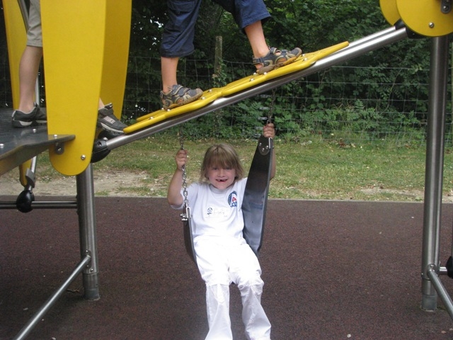 Village Camps International Summer Camp VDC Geneva 2016-08-12 https://www.villagecamps.com/journals_admin/images/137-34-IMG_3772.jpg