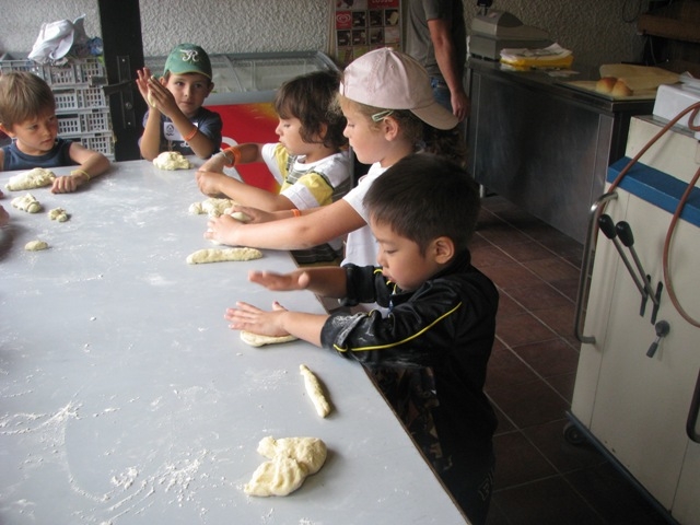 Village Camps International Summer Camp VDC Geneva 2016-08-12 https://www.villagecamps.com/journals_admin/images/137-34-IMG_3803.jpg