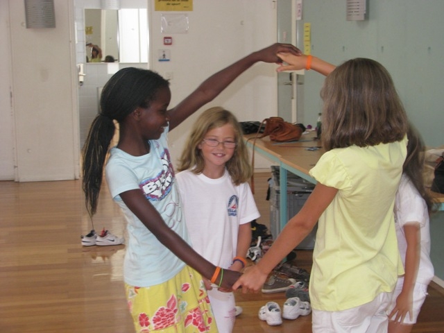 Village Camps International Summer Camp VDC Geneva 2016-08-12 https://www.villagecamps.com/journals_admin/images/137-34-IMG_3922.jpg