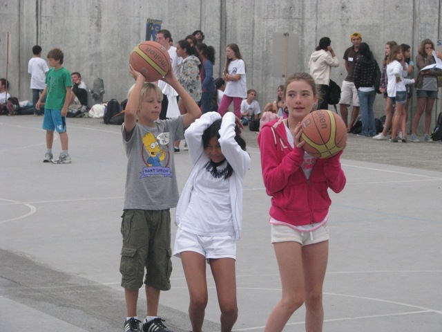 Village Camps International Summer Camp VDC Geneva 2016-08-12 https://www.villagecamps.com/journals_admin/images/138-34-IMG_3937.jpg